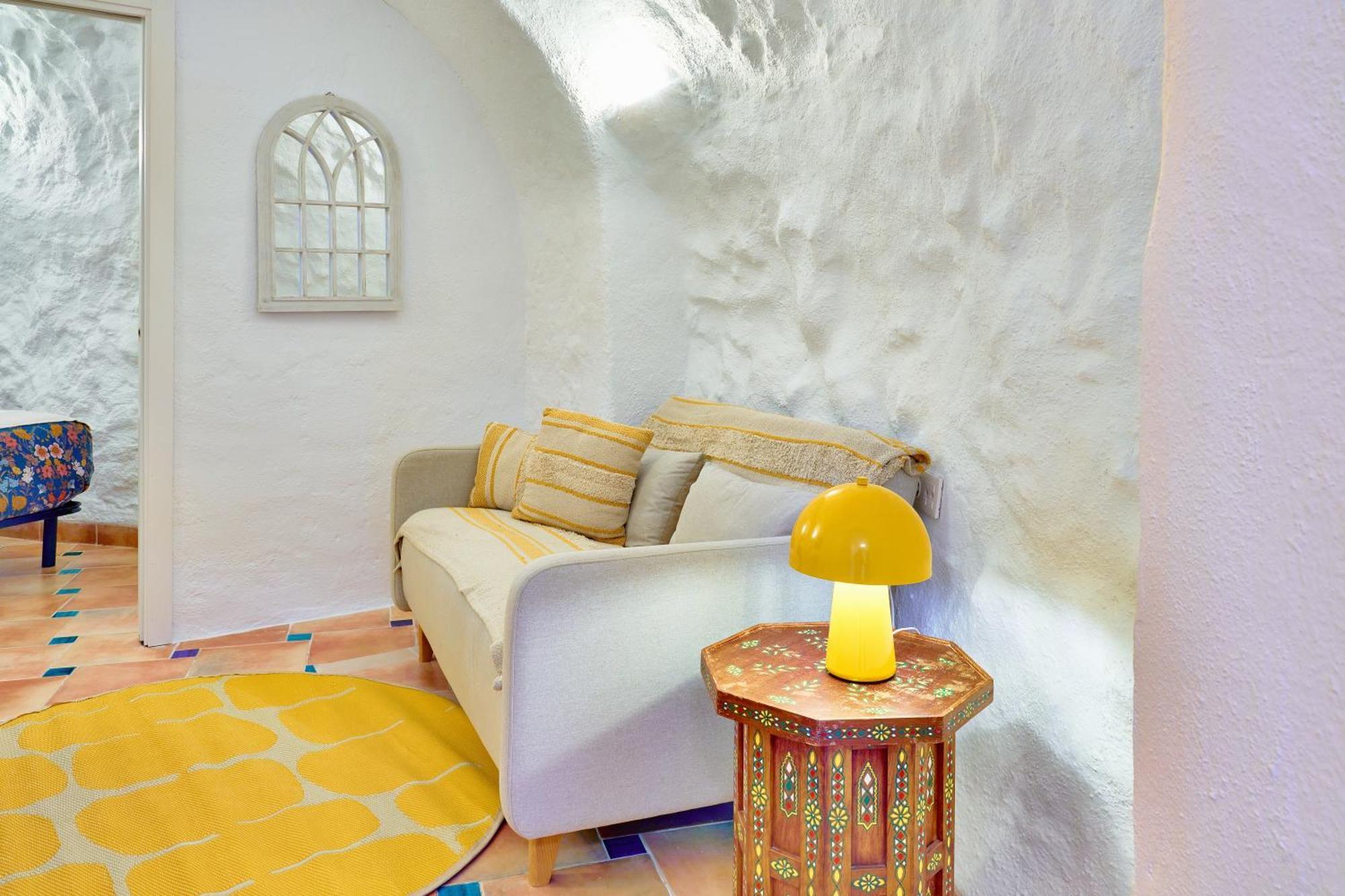 Cueva La Bonica - Hostatel Apartment